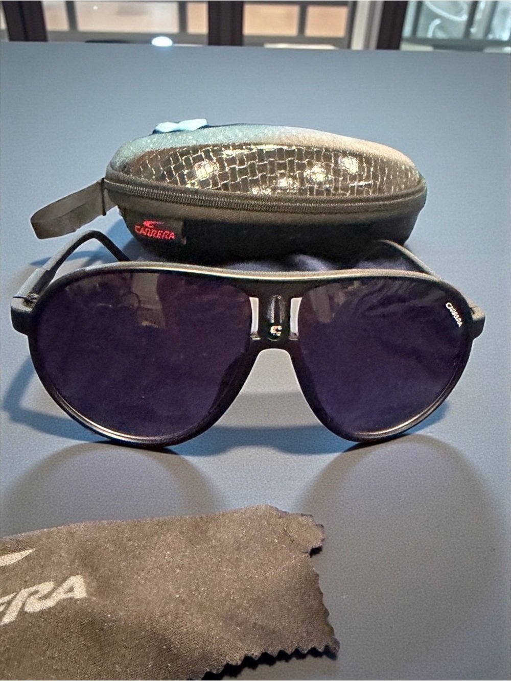 Carrera Black Sunglasses with Dark Lenses Lightweight w case